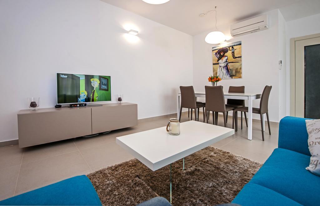 Sunset Luxury Apartment Rovinj Bagian luar foto