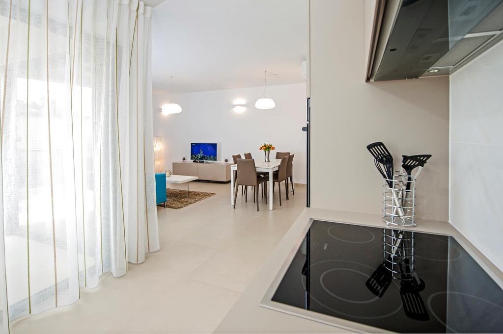 Sunset Luxury Apartment Rovinj Bagian luar foto